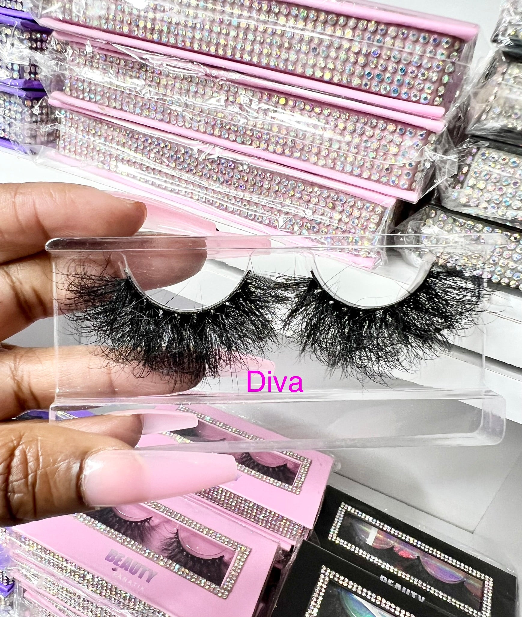 Lash "Diva"