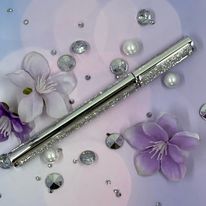 Diamond Eyeliner 2-n-1 Glue Pen